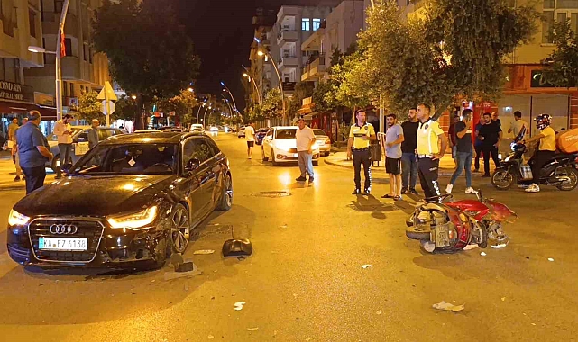 Dur tabelasını dikkate almayan motosiklet sürücüsü yerlere fırladı