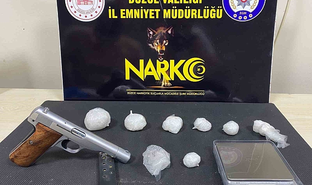 Düzce&#039;de uyuşturucu satıcısı tutuklandı
