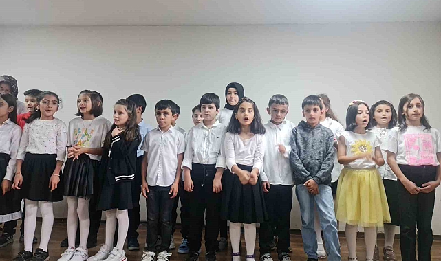 Erzurum-Yakutiye Celal Akın İlkokulu&#039;nda &#039;İlk öğretim haftası kutlandı