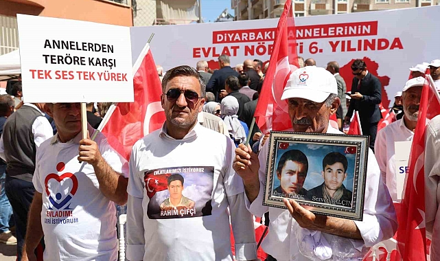 Evlat nöbeti 6&#039;ıncı yılına girdi, 55 aile çocuğuna kavuştu
