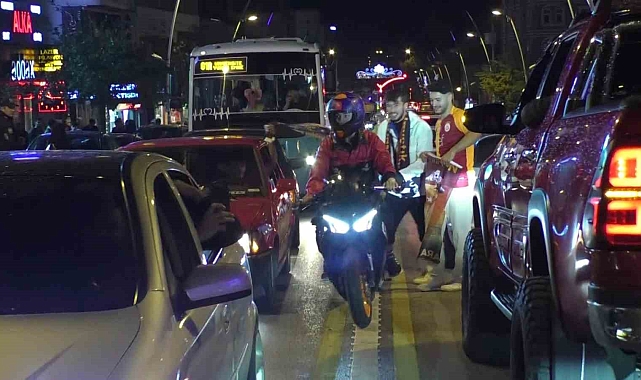 Galatasaray taraftarının galibiyet coşkusu