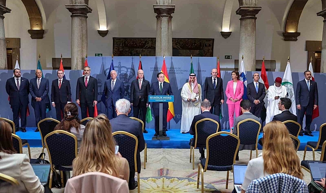 Hakan Fidan,Madrid&#039;de İspanya Dışişleri Bakanı Jose Manuel Albares ile görüştü