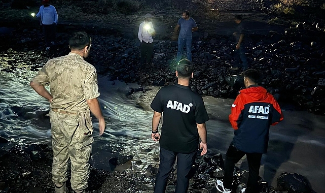 Iğdır’da dere yatağı taştı, 4 kişi mahsur kaldı!