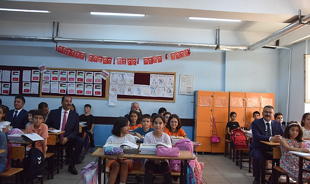 Iğdır’da İlk Ders “Çanakkale’den Gazze’ye Bağımlılık Ruhu ve Vatan Sevgisi”