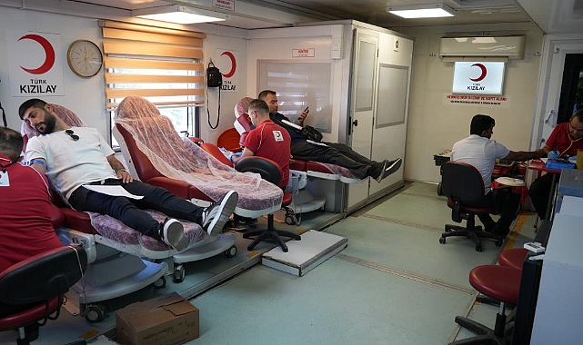 Iğdır&#039;da, kan bağışı kampanyası yoğun ilgi gördü
