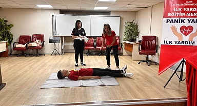 Iğdır’da öğrencilere ilkyardım eğitimi verildi