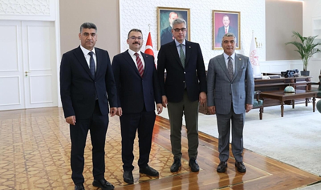 Iğdır Heyetinden Sağlık Bakanı Memişoğlu’na ziyaret