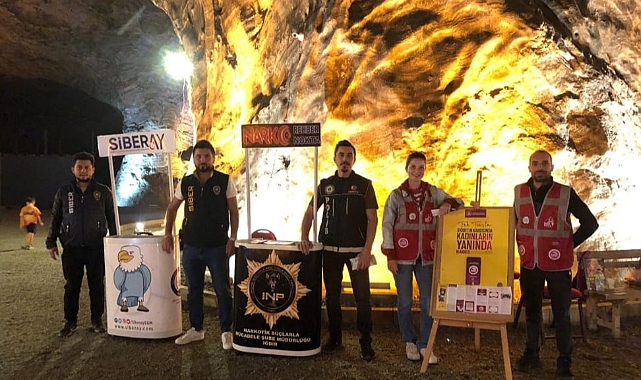 Iğdır İl Emniyet Müdürlüğü Tuzluca Fest’te vatandaşı bilgilendirdi