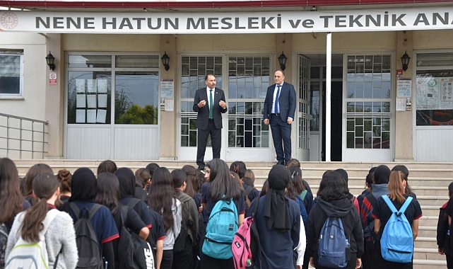 İl Müdürü Gün, Nene Hatun Mesleki Teknik Anadolu Lisesini ziyaret etti