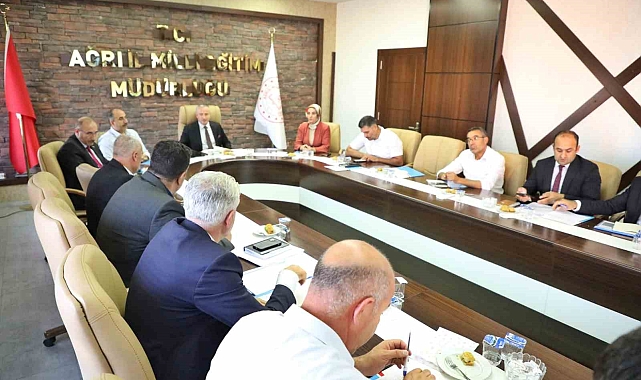 İlçe milli eğitim müdürleri toplantısı gerçekleştirildi