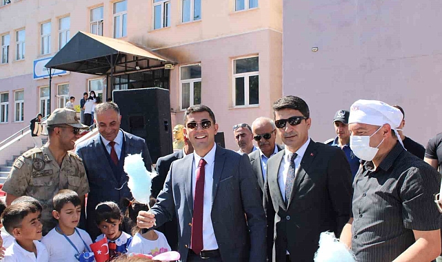 &quot;İlköğretim Haftası&quot;, renkli etkinliklerle kutlandı