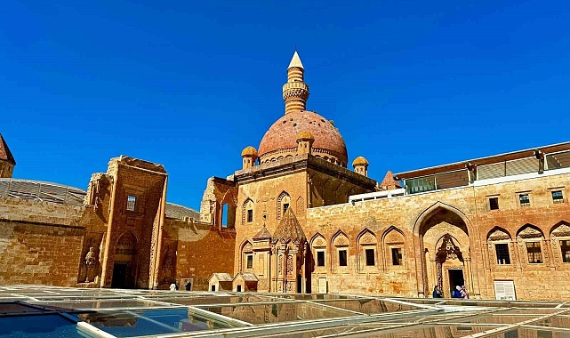 İshak Paşa Sarayı, hafta sonu 5 bin misafiri ağırladı