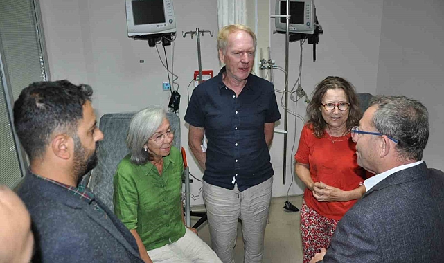 Kars&#039;ta 7 katlı otelde çıkan yangındaki dumandan etkilenenler tedavi altına alındı