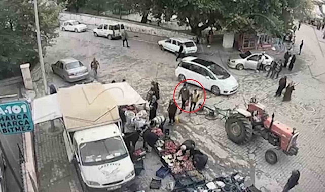 Kaşla göz arasında emekli vatandaşın parasını çaldı