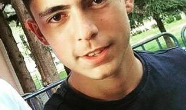 Kontrolden çıkan traktörün altında kalan 21 yaşındaki genç yaşamını yitirdi