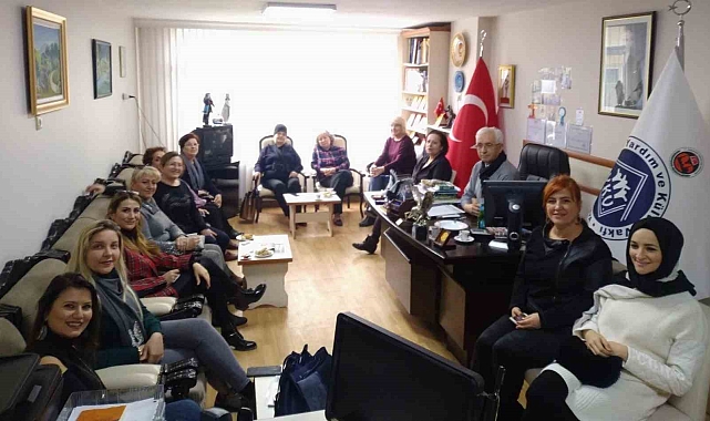 Kütahya Sosyal Yardım ve Kültür Vakfı, 25 yıldır ihtiyaç sahibi insanların imdadına yetişiyor