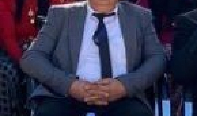 Lise müdürü evinde ölü bulundu