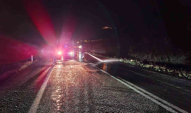 Manevra yapan sürücü kaza yaptı