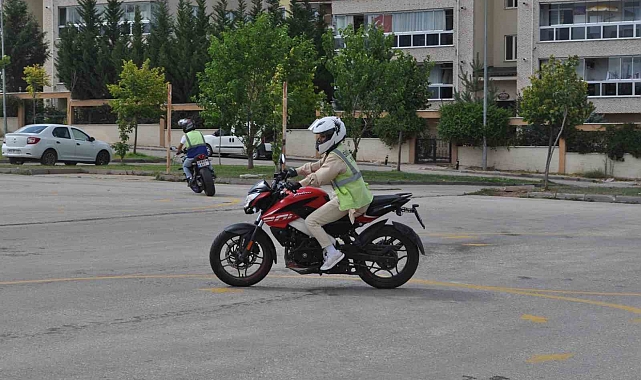 Motosiklet ehliyeti talebi katlandı