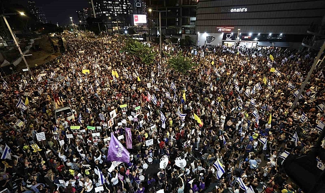 Netanyahu&#039;ya tepkiler sürüyor