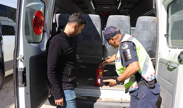 Öğrenci servislerine denetim yapıldı