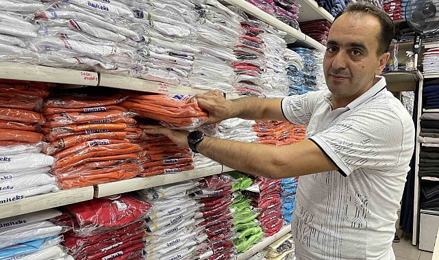 Okul forması alışverişi başladı