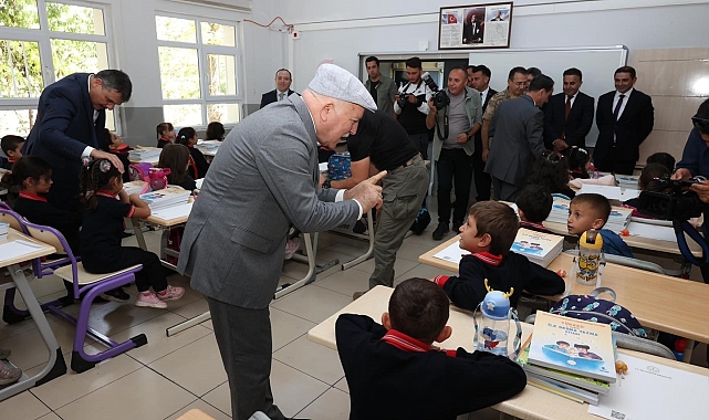 &quot;Onlara rehberlik etmek hepimizin görevi&quot;