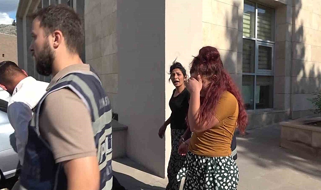 Pişkin hırsızdan gazeteciye: &#039;Belki seni de soyarız&#039;