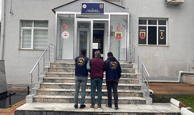 Samsun&#039;un Bafra ilçesinde 7,5 yıl hapis cezası ile aranan firari yakalandı