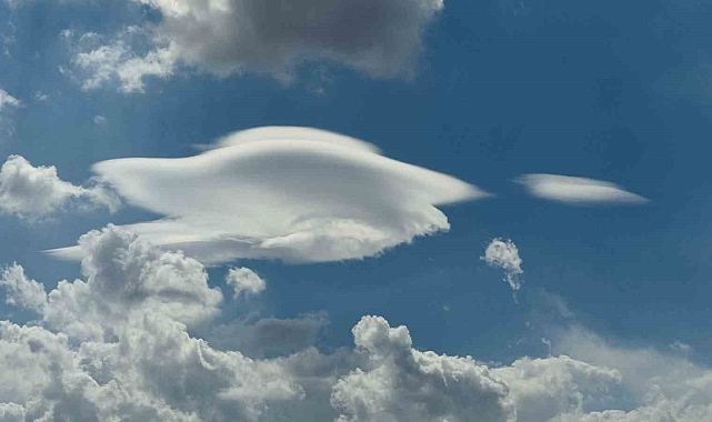 Şırnak&#039;ta tabanı düz kümülüs bulutu görüntülendi