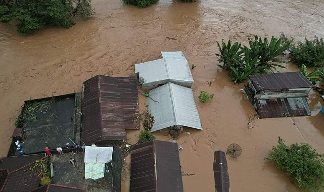 Tayland&#039;da meydana gelen sel ve toprak kaymalarında bir ayda 33 kişi hayatını kaybetti