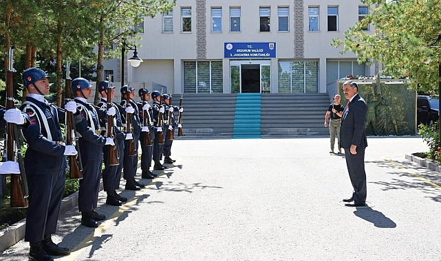 Vali Çiftçi Tuğgeneral Doç. Dr. Engin Avcı&#039;ya hayırlı olsun ziyaretinde bulundu