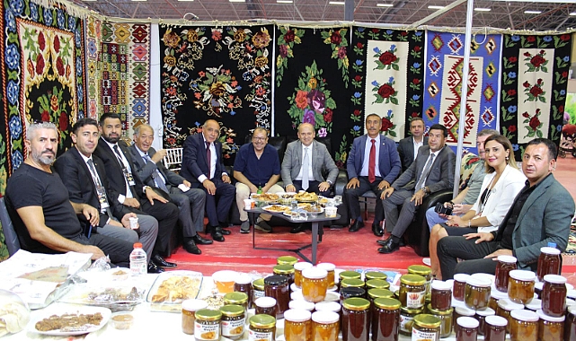 Van’daki fuarda Iğdır’ın meşhur lezzetleri tanıtıldı