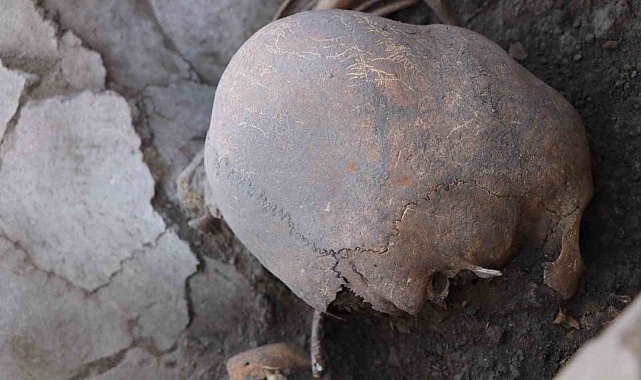 Yassıhöyük kazı alanında 6 bin yıllık kafatası bulundu