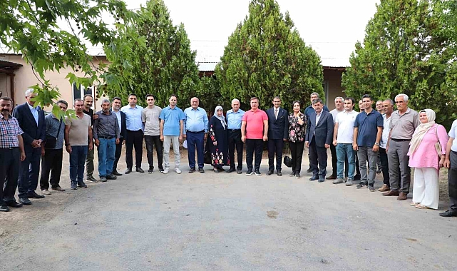 Yıldırım yeni üzüm çeşitleri hakkında bilgi aldı