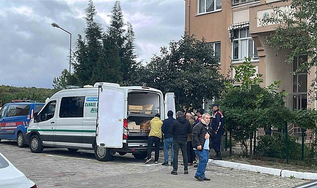 75 yaşındaki adam, 5. kattaki evinin penceresinden düşerek hayatını kaybetti