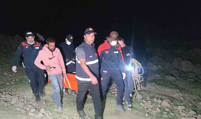 8 gündür kendisinden haber alınamayan 85 yaşındaki şahsın cenazesi düştüğü yerden çıkarıldı