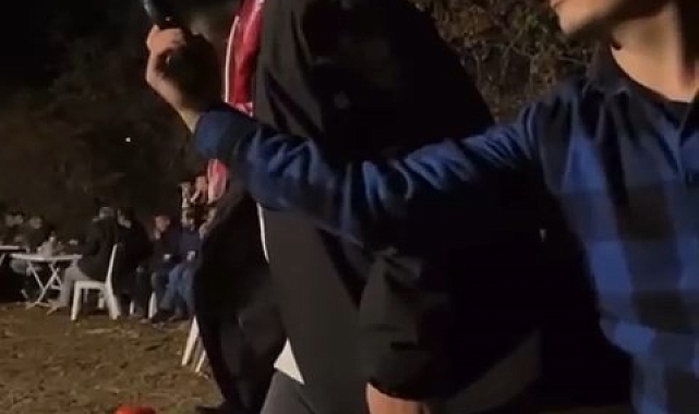 Asker eğlencesinde magandalar silahları ile havaya ateş açtı