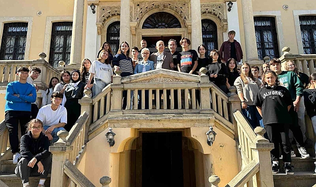 Bafra Hayvan Bakım ve Rehabilitasyon Merkezi&#039;nden okullarına bir köpek sahiplendiler