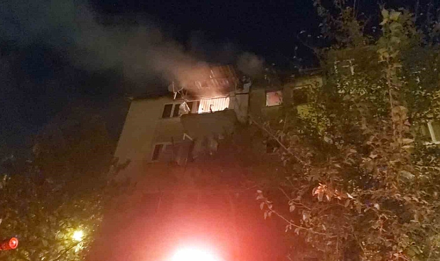 Bir apartman dairesinde çıkan yangın korkuttu