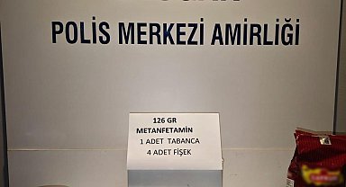 Çay ve salça paketinden uyuşturucu çıktı