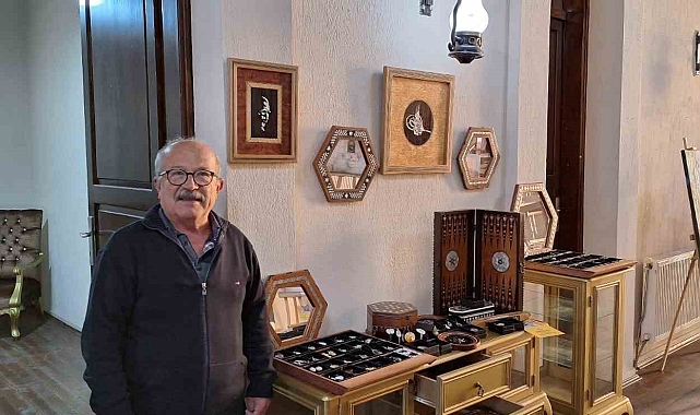 Denizli&#039;nin Buldan ilçesinde sedef kakma işçiliği festivalde yoğun ilgi gördü