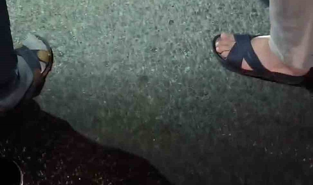 Ekmek almaya giden çocuğa araba çarptı, sürücü olay yerinden kaçtı