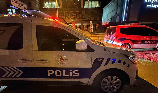 Elazığ&#039;da bir düğün salonunda bıçaklı kavga çıktı