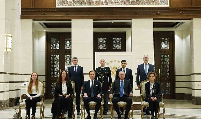 Erdoğan, büyükelçileri kabul etti