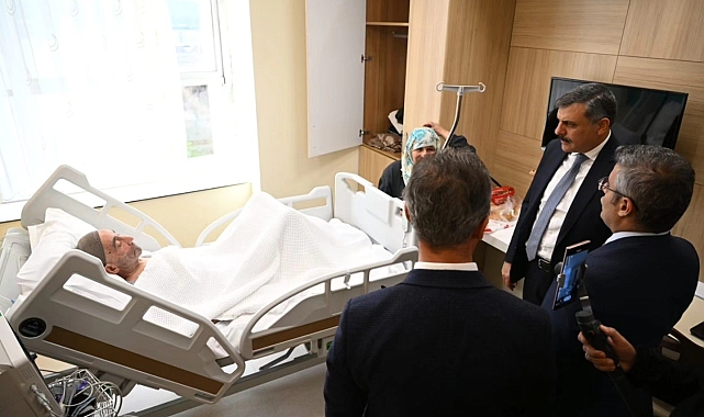 Erzurum Valisi Mustafa Çiftçi &#039;den hastalara moral ziyareti