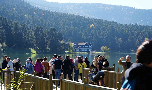Gölcük Tabiat Parkında adım atacak yer kalmadı