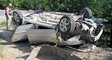 Hatay'da takla atan otomobil sürücüsü yaralandı