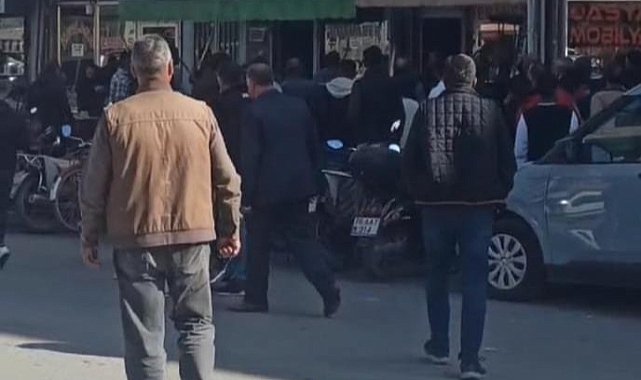 Iğdır&#039;da husumetli aileler arasında çıkan kavgada sandalyeler havada uçuştu