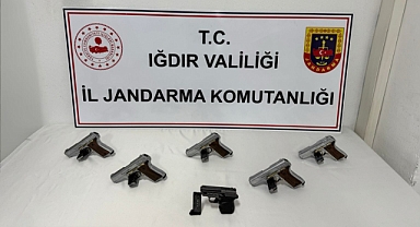 Iğdır’da 6 adet tabanca ele geçirildi